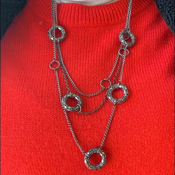 Jewelry Set Silver tone Necklace,Bangles,Earrings. - Picture 5 of 7